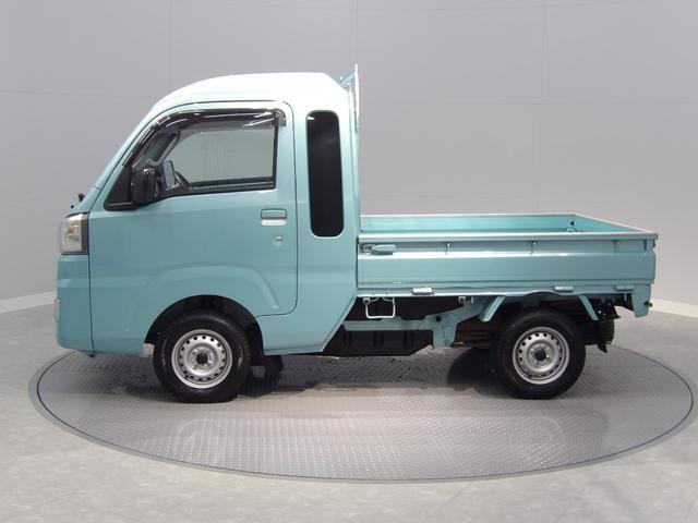 ハイゼットトラックジャンボＳＡIIIｔ４ＷＤ　５ＭＴ　スマートアシストＩＩＩｔ　ＬＥＤヘッドライト　メッキグリル　キーレスエントリー　パワーウインドウ　集中ドアロック　フルオートエアコン　ＶＳＣ＆ＴＲＣ（岩手県）の中古車