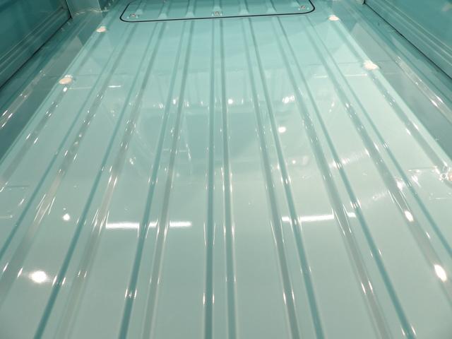 ハイゼットトラックジャンボＳＡIIIｔ４ＷＤ　５ＭＴ　スマートアシストＩＩＩｔ　ＬＥＤヘッドライト　メッキグリル　キーレスエントリー　パワーウインドウ　集中ドアロック　フルオートエアコン　ＶＳＣ＆ＴＲＣ（岩手県）の中古車