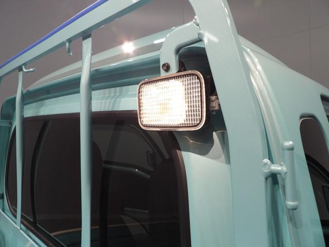 ハイゼットトラックジャンボＳＡIIIｔ４ＷＤ　５ＭＴ　スマートアシストＩＩＩｔ　ＬＥＤヘッドライト　メッキグリル　キーレスエントリー　パワーウインドウ　集中ドアロック　フルオートエアコン　ＶＳＣ＆ＴＲＣ（岩手県）の中古車