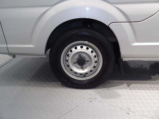 スーパーキャリイＸ４ＷＤ　５ＭＴ　　リクライニングシート　　フォグランプ　キーレス　パワーウィンドウ　運転席助手席エアバッグ　ＡＢＳ　オーバーヘッドシェルフ　作業灯　背面収納スペース（岩手県）の中古車