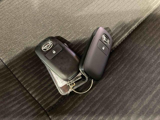 ハイゼットカーゴクルーズ下回り防錆済み　キーレス　４ＷＤ　ＡＢＳ　エアバッグ　スマートキー　プッシュスタート（青森県）の中古車