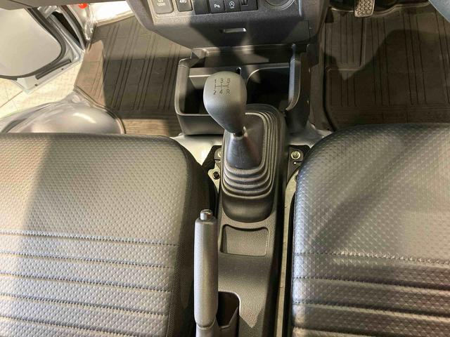 ハイゼットトラックスタンダード下回り防錆済み 4WD エアバック パワステ エアコン ABS(青森県)の中古車