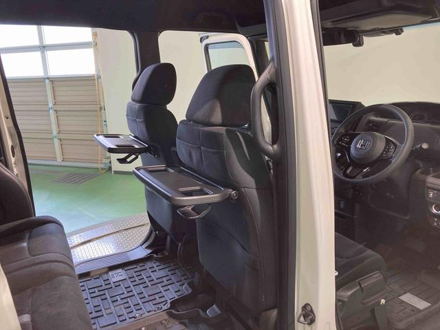 N−BOXカスタムLナビ 下回り防錆済み アルミ 4WD エアバッグ ABS キーレスー スマートキー(青森県)の中古車
