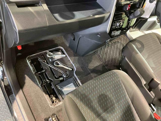 トールカスタムＧナビ　エンスタ　下回り防錆済み　４ＷＤ　アルミ　ＡＢＳ　エアバッグ　キーフリー　スマートキー（青森県）の中古車