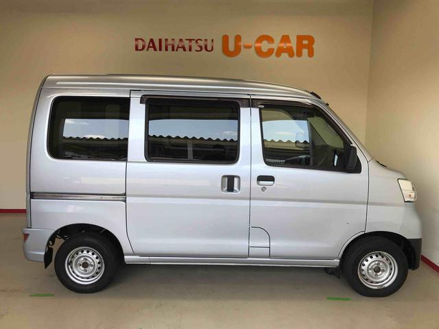 ハイゼットカーゴデラックス　ＳＡIIIパートタイム４ＷＤ　純正ＣＤ　マニュアルエアコン　キーレスエントリー　前席パワーウィンドウ　アイドリングストップ　オートライト　ＬＥＤヘッドライト（秋田県）の中古車