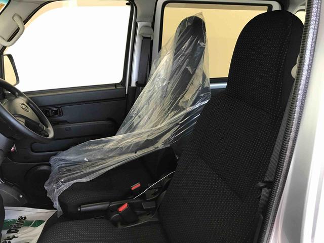 ハイゼットカーゴデラックス　ＳＡIIIパートタイム４ＷＤ　純正ＣＤ　マニュアルエアコン　キーレスエントリー　前席パワーウィンドウ　アイドリングストップ　オートライト　ＬＥＤヘッドライト（秋田県）の中古車