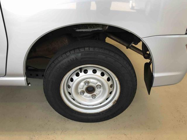 ハイゼットカーゴデラックス　ＳＡIIIパートタイム４ＷＤ　純正ＣＤ　マニュアルエアコン　キーレスエントリー　前席パワーウィンドウ　アイドリングストップ　オートライト　ＬＥＤヘッドライト（秋田県）の中古車