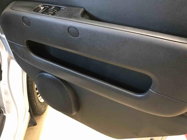 ハイゼットカーゴデラックス　ＳＡIIIパートタイム４ＷＤ　純正ＣＤ　マニュアルエアコン　キーレスエントリー　前席パワーウィンドウ　アイドリングストップ　オートライト　ＬＥＤヘッドライト（秋田県）の中古車