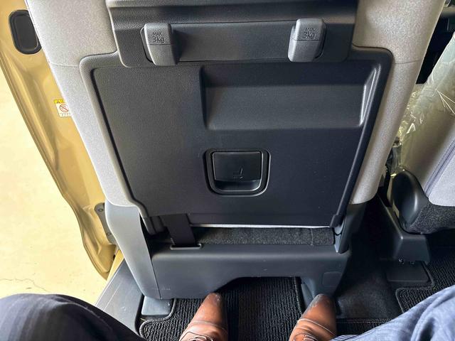 タントＬＬＥＤヘッドライト　キーフリーシステム　コーナーセンサー　オートライト／エアコン／ハイビーム／電動格納ドアミラー　スマートアシスト（予防安全装置）　ＶＳＣ（横滑り防止機能）（秋田県）の中古車