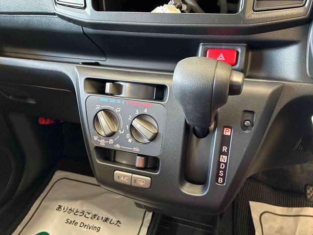 ミライースＬ　ＳＡIII４ＷＤ　スマートアシストＩＩＩ（衝突安全防止機能）　キーレスエントリー　オートライト　ハロゲンヘッドランプ　マニュアルエアコン　ＡＢＳ　コーナーセンサー　セキュリティアラーム（秋田県）の中古車