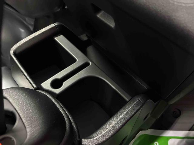 ハイゼットトラックスタンダード　農用スペシャル電子制御式４ＷＤ　スマアシ（衝突安全防止機能）　純正ＡＭＦＭチューナー　マニュアルエアコン　オートライト　ハロゲンヘッドランプ　荷台灯　リヤ４枚リーフスプリング　デュアルエアバッグ　コーナーセンサー（秋田県）の中古車