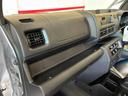 電子制御式４ＷＤ　スマアシ（衝突安全防止機能）　純正ＡＭＦＭチューナー　マニュアルエアコン　オートライト　ハロゲンヘッドランプ　荷台灯　リヤ４枚リーフスプリング　デュアルエアバッグ　コーナーセンサー（秋田県）の中古車