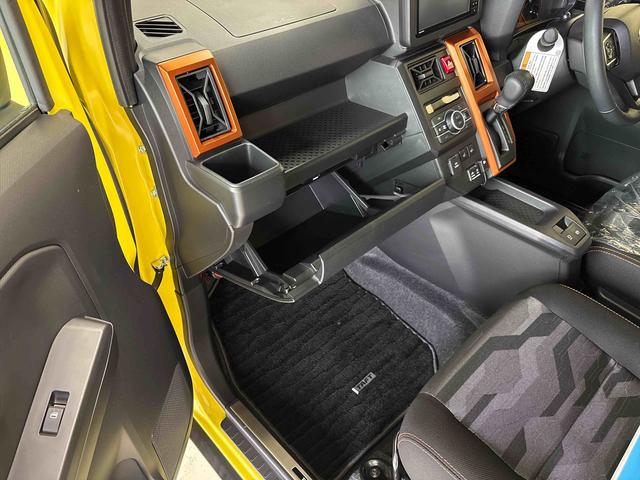タフトＧ４ＷＤ　純正ナビ　ＬＥＤヘッドライト／フォグランプ　オートライト／エアコン／ハイビーム／電動格納ドアミラー　電動パーキングブレーキ　ドライブレコーダー　ＴＶコントロールキット　コーナーセンサー（秋田県）の中古車