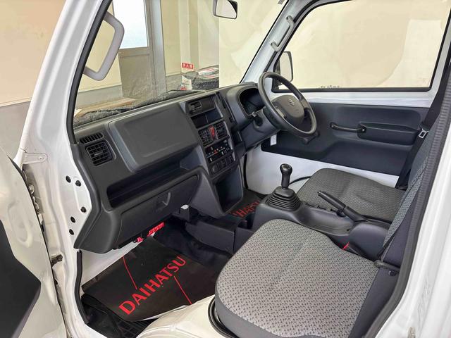 キャリイトラックＫＣエアコン・パワステパートタイム４ＷＤ　ハロゲンヘッドライト　マニュアルエアコン純正ラジオ　リヤ４枚リーフ（秋田県）の中古車