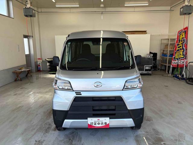 ハイゼットカーゴデラックスＳＡIIIパートタイム４ＷＤ　純正ラジオ　ＬＥＤヘッドライト　マニュアルエアコン　スマートアシスト（予防安全装置）　ＶＳＣ（横滑り防止機能）　オートライト／ハイビーム　キーレスエントリー（秋田県）の中古車