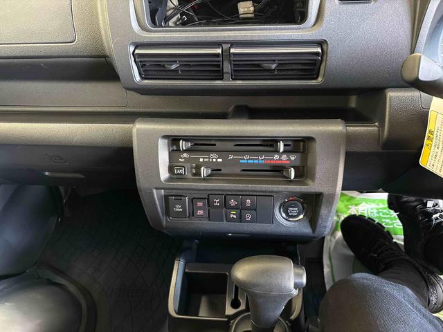 ハイゼットトラックEXT電子4WD オーディオレス LEDヘッドライト/フォグランプ オートライト/ハイビーム コーナーセンサー 電動格納ドアミラー マニュアルエアコン デフロック 荷台作業灯 ストロング防錆(秋田県)の中古車