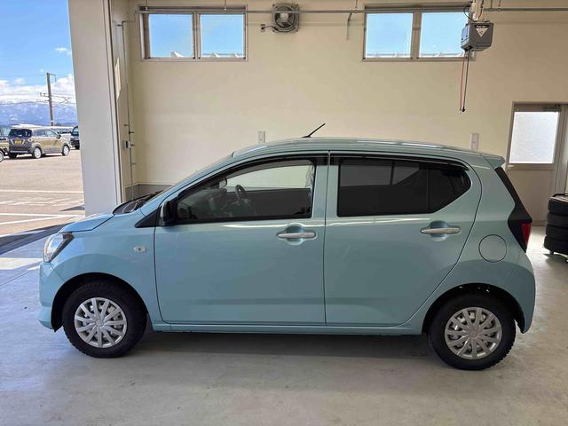 ミライースＬ　ＳＡIII４ＷＤ　純正ナビ　バックカメラ　ドライブレコーダー　キーレスエントリー　ハロゲンヘッドライト　コーナーセンサー　オートライト／ハイビーム　マニュアルエアコン　ＶＳＣ（横滑り防止機能）（秋田県）の中古車