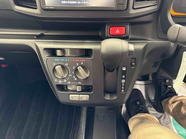 ミライースL SAIII4WD DVDチューナー ハロゲンヘッドライト キーレスエントリー バックカメラ コーナーセンサー マニュアルエアコン 夏タイヤ積み込み(社外アルミ付き) オートライト/ハイビーム(秋田県)の中古車