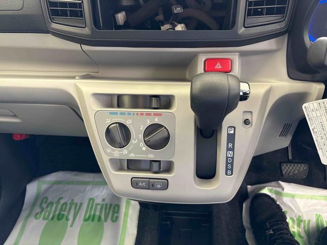 ミライースＸ　リミテッドＳＡIII４ＷＤ　オーディオレス　ＬＥＤヘッドライト　キーレスエントリー　マニュアルエアコン　オートライト／ハイビーム　電動格納ドアミラー　ＶＳＣ（横滑り防止機能）　スマートアシスト（予防安全装置）（秋田県）の中古車