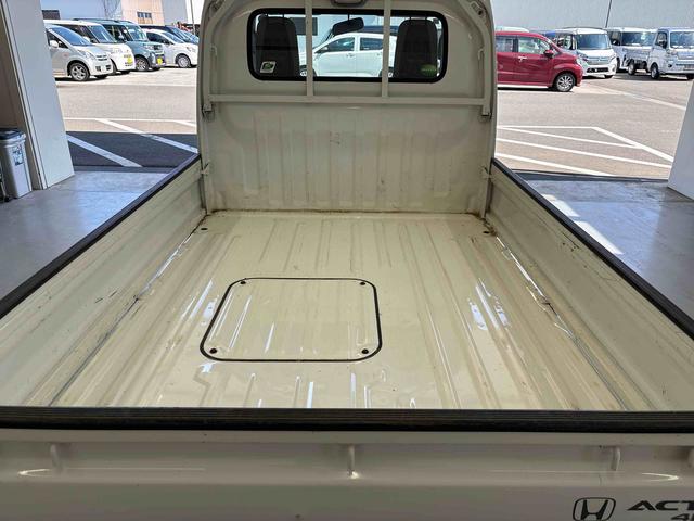 アクティトラックＳＤＸ４ＷＤ　純正ラジオ　ハロゲンヘッドライト　荷台作業灯　マニュアルエアコン（秋田県）の中古車