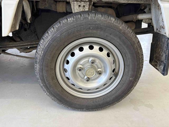 アクティトラックＳＤＸ４ＷＤ　純正ラジオ　ハロゲンヘッドライト　荷台作業灯　マニュアルエアコン（秋田県）の中古車