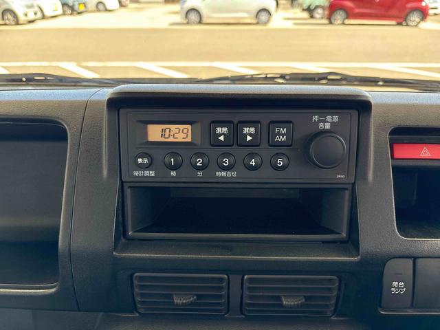 アクティトラックＳＤＸ４ＷＤ　純正ラジオ　ハロゲンヘッドライト　荷台作業灯　マニュアルエアコン（秋田県）の中古車