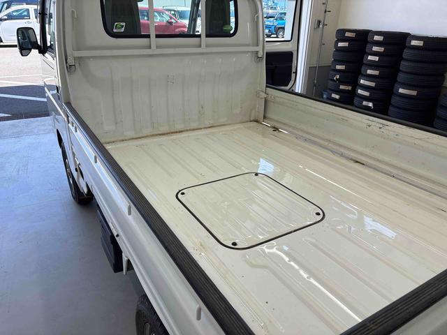 アクティトラックＳＤＸ４ＷＤ　純正ラジオ　ハロゲンヘッドライト　荷台作業灯　マニュアルエアコン（秋田県）の中古車