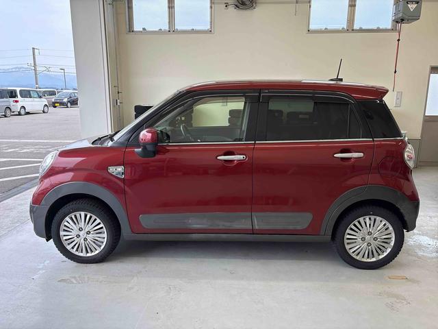 キャストアクティバＧ　ＳＡIII４ＷＤ　純正ナビ　バックカメラ　ステアリングスイッチ　オートエアコン／ライト／電動ドアミラー　ＬＥＤヘッドライト　フォグランプ　ＤＡＣ　ＥＴＣ　チルトステアリング　運転席シートリフター（秋田県）の中古車