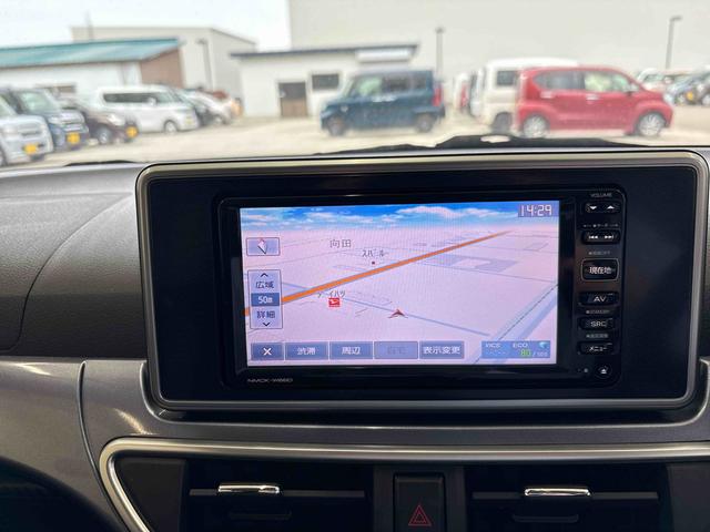 キャストアクティバＧ　ＳＡIII４ＷＤ　純正ナビ　バックカメラ　ステアリングスイッチ　オートエアコン／ライト／電動ドアミラー　ＬＥＤヘッドライト　フォグランプ　ＤＡＣ　ＥＴＣ　チルトステアリング　運転席シートリフター（秋田県）の中古車