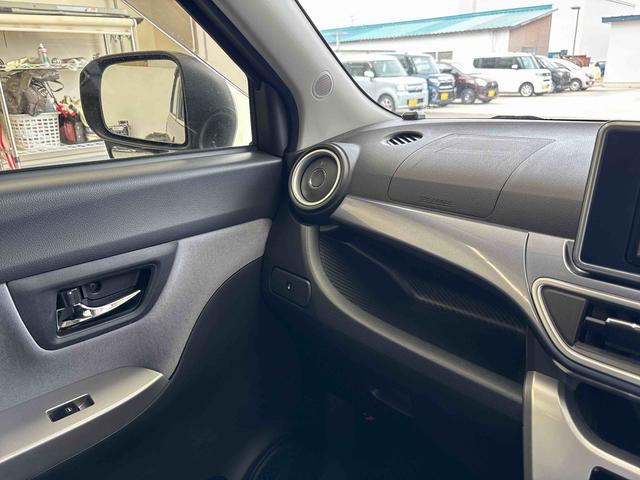 キャストアクティバＧ　ＳＡIII４ＷＤ　純正ナビ　バックカメラ　ステアリングスイッチ　オートエアコン／ライト／電動ドアミラー　ＬＥＤヘッドライト　フォグランプ　ＤＡＣ　ＥＴＣ　チルトステアリング　運転席シートリフター（秋田県）の中古車