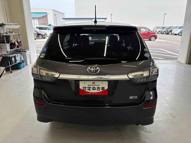 ウィッシュ１．８Ｘ４ＷＤ　純正ナビ　バックカメラ　オートエアコン　ＥＴＣ　ハロゲンヘッドライト　電動格納ドアミラー　キーレスエントリー　フロントシールドディアイサー　チルトステアリング　運転席シートリフター（秋田県）の中古車
