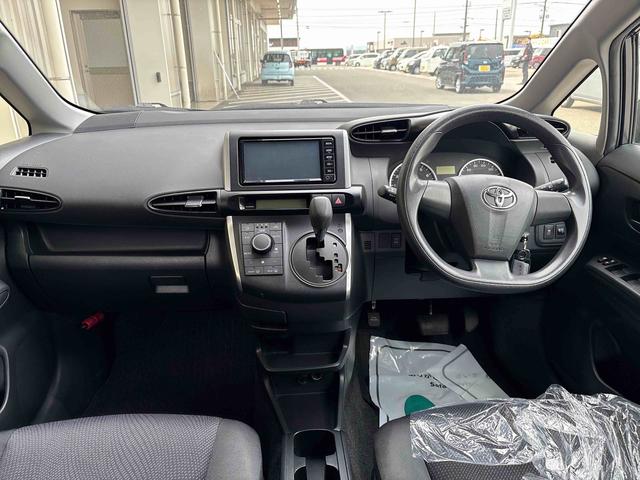 ウィッシュ１．８Ｘ４ＷＤ　純正ナビ　バックカメラ　オートエアコン　ＥＴＣ　ハロゲンヘッドライト　電動格納ドアミラー　キーレスエントリー　フロントシールドディアイサー　チルトステアリング　運転席シートリフター（秋田県）の中古車