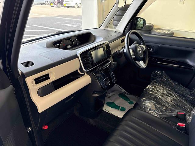ムーヴキャンバスGブラックインテリアリミテッド SAIII4WD DVDチューナー パノラマモニター ステアリングスイッチ LEDヘッドライト/フォグランプ オートエアコン/ライト/ハイビーム/電動ドアミラー 両側電動スライドドア 運転席シートリフター(秋田県)の中古車