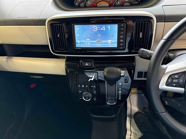 ムーヴキャンバスGブラックインテリアリミテッド SAIII4WD DVDチューナー パノラマモニター ステアリングスイッチ LEDヘッドライト/フォグランプ オートエアコン/ライト/ハイビーム/電動ドアミラー 両側電動スライドドア 運転席シートリフター(秋田県)の中古車