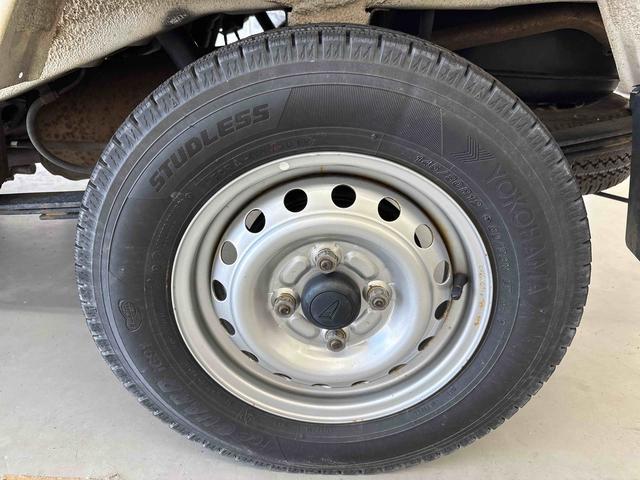 ハイゼットトラックスタンダードＳＡIIIｔパートタイム４ＷＤ　ハロゲンヘッドライト　マニュアルエアコン　ストロング防錆　ドライブレコーダー　ＶＳＣ（横滑り防止機能）　スマートアシスト（衝突安全防止機能）　リヤ４枚リーフスプリング（秋田県）の中古車