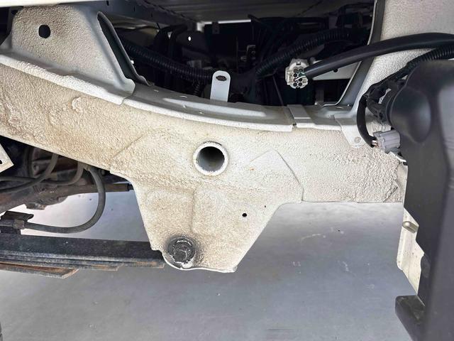 ハイゼットトラックスタンダードＳＡIIIｔパートタイム４ＷＤ　ハロゲンヘッドライト　マニュアルエアコン　ストロング防錆　ドライブレコーダー　ＶＳＣ（横滑り防止機能）　スマートアシスト（衝突安全防止機能）　リヤ４枚リーフスプリング（秋田県）の中古車