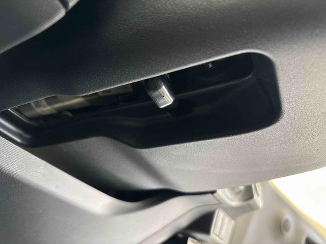 アクアＧ純正ナビ　踏み間違い防止　ハロゲンヘッドライト　ＥＴＣ　オートエアコン　純正アルミホイール　運転席シートリフター　電動格納ドアミラー　フロントシールドディアイサー　社外品ドライブレコーダー（前後）（秋田県）の中古車