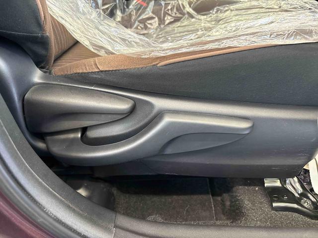 アクアＧ純正ナビ　踏み間違い防止　ハロゲンヘッドライト　ＥＴＣ　オートエアコン　純正アルミホイール　運転席シートリフター　電動格納ドアミラー　フロントシールドディアイサー　社外品ドライブレコーダー（前後）（秋田県）の中古車