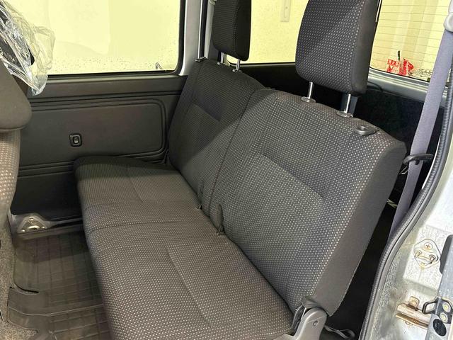 ハイゼットカーゴクルーズＳＡIIIパートタイム４ＷＤ　純正ＣＤ　ハロゲンヘッドライト　マニュアルエアコン　オートハイビーム　キーレスエントリー　電動格納ドアミラー　キーレスエントリー　社外品ドライブレコーダー　ＶＳＣ（横滑り防止機能）（秋田県）の中古車