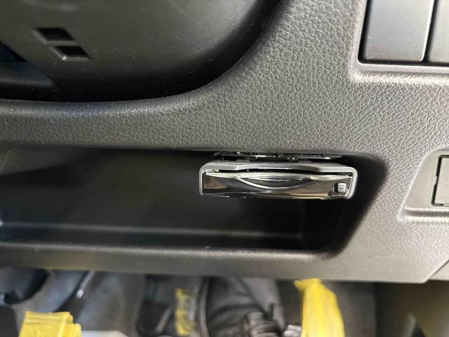 スペーシアハイブリッドＸ４ＷＤ　純正ナビ　ＥＴＣ　ハロゲンヘッドライト　社外品ドライブレコーダー　バックカメラ　コーナーセンサー　オートエアコン／ライト　両側電動スライドドア　電動格納ドアミラー　両側シートヒーター（秋田県）の中古車