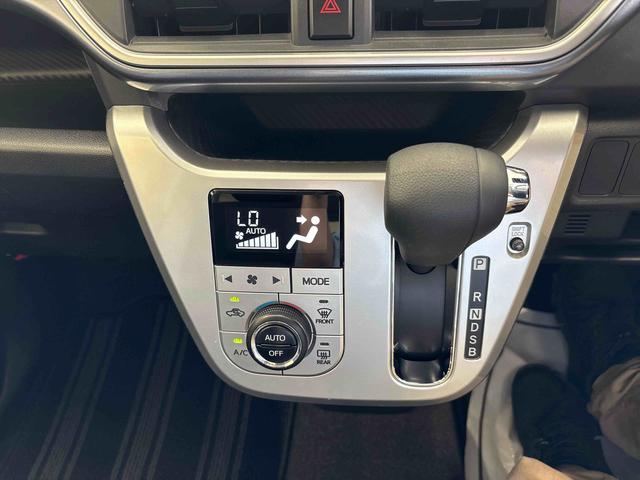 キャストアクティバX SAIII4WD CD ハロゲンヘッドライト キーフリーシステム オートエアコン/ライト 電動格納ドアミラー DAC チルトステアリング 運転席シートリフター VSC(横滑り防止機能)(秋田県)の中古車