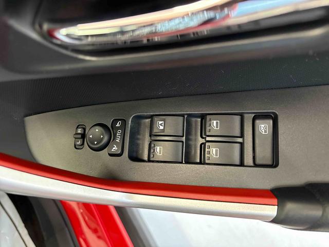 ロッキーG4WD 純正ナビ パノラマモニター LEDヘッドライト/フォグランプ オートエアコン/ライト/電動ドアミラー/ハイビーム 両側シートヒーター ドライブレコーダー バックフォグランプ コーナーセンサー(秋田県)の中古車