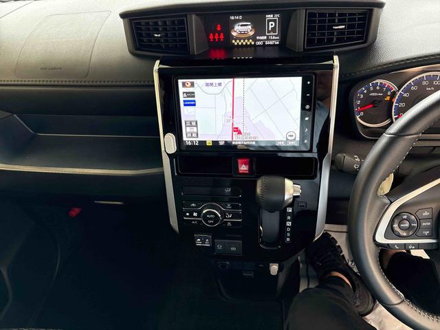 トールカスタムＧ４ＷＤ　純正ナビ　バックカメラ　リモコンエンジンスターター　ドライブレコーダー　ＥＴＣ　ＬＥＤヘッドライト／フォグランプ　電動パーキングブレーキ　クルーズコントロール　両側電動スライドドア（秋田県）の中古車