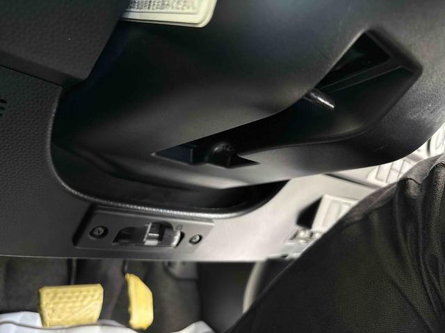 トールカスタムＧ４ＷＤ　純正ナビ　バックカメラ　リモコンエンジンスターター　ドライブレコーダー　ＥＴＣ　ＬＥＤヘッドライト／フォグランプ　電動パーキングブレーキ　クルーズコントロール　両側電動スライドドア（秋田県）の中古車