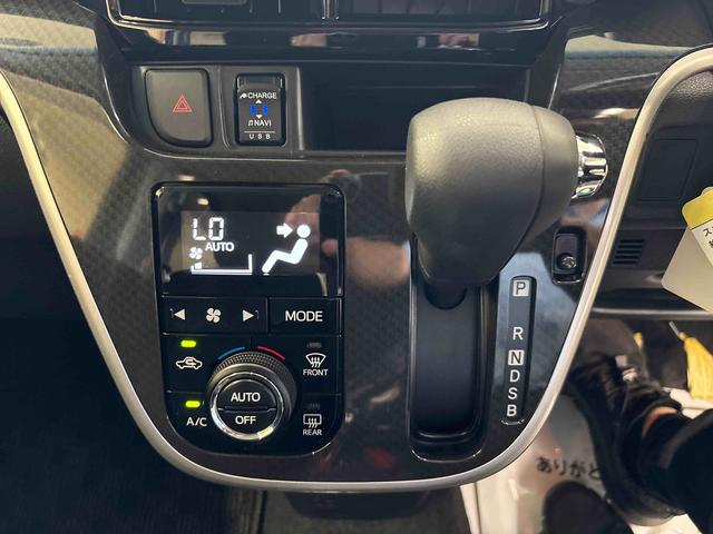 ムーヴカスタム X VS SAIII4WD DVDチューナー パノラマモニター ステアリングスイッチ 純正リモコンエンジンスターター 運転席シートヒーター LEDヘッドランプ/フォグランプ チルトステアリング 運転席シートリフター(秋田県)の中古車
