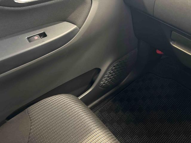 ムーヴカスタム X VS SAIII4WD DVDチューナー パノラマモニター ステアリングスイッチ 純正リモコンエンジンスターター 運転席シートヒーター LEDヘッドランプ/フォグランプ チルトステアリング 運転席シートリフター(秋田県)の中古車