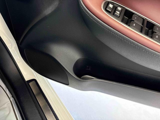 クラウンハイブリッドアスリートS Four4WD 純正ナビ バックカメラ ステアリングスイッチ ETC クルーズコントロール 電動格納ドアミラー オートエアコン/ライト チルトステアリング 純正リモコンエンジンスターター 運転席シートリフター(秋田県)の中古車