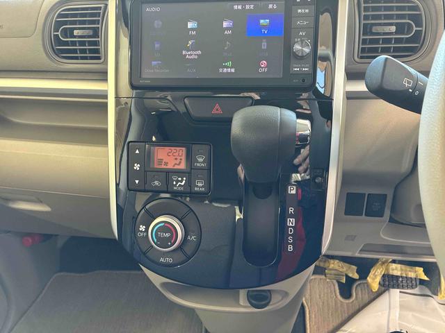 タントG SAII4WD スマアシII(衝突安全防止機能) 純正ナビ バックカメラ TVコントロールキット 両側パワースライドドア オートエアコン/ライト/電動格納式ドアミラー LEDヘッドランプ キーフリー(秋田県)の中古車