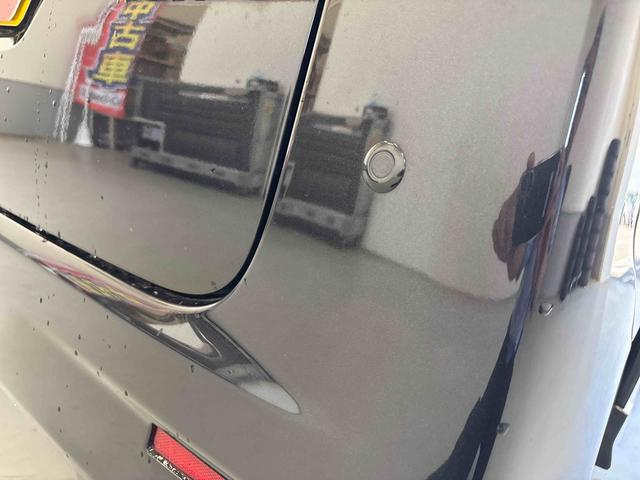 タントカスタムＲＳ　トップエディションＶＳ　ＳＡIII４ＷＤ　純正ナビ　パノラマモニター　ＬＥＤヘッドライト／フォグランプ　オートエアコン／ライト／電動ドアミラー／ハイビーム　運転席シートヒーター　両側電動スライドドア　ステアリングスイッチ（秋田県）の中古車