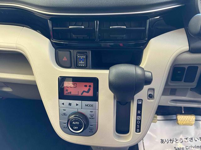 ムーヴＸリミテッドII　ＳＡIII４ＷＤ　スマアシＩＩＩ（衝突安全防止機能）　純正ＤＶＤチューナー　バックカメラ　ＴＶコントロールキット　キーフリー　オートエアコン／ライト　ＬＥＤヘッドランプ　チルトステアリング　シートリフター（秋田県）の中古車